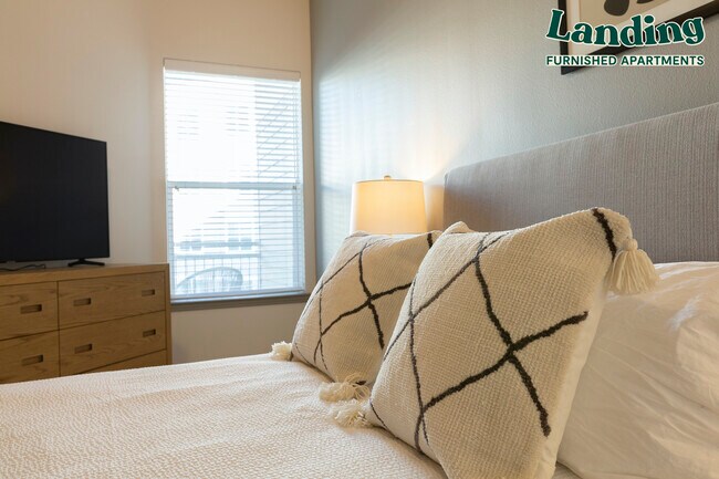 Building Photo - 14650 Landmark Blvd