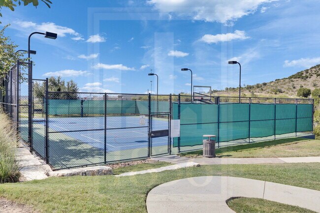 Building Photo - 5108 Alonso Dr