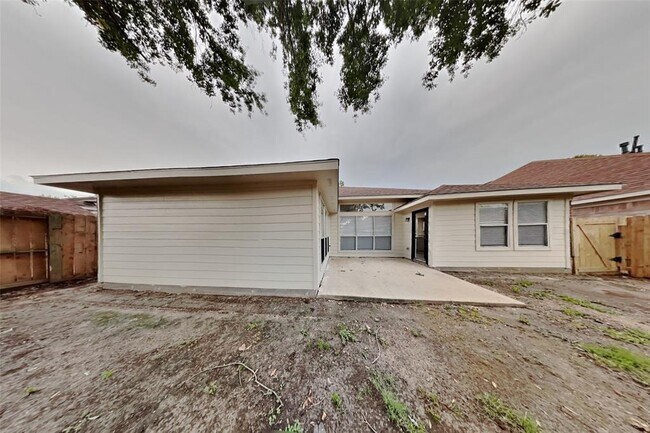 Building Photo - 23910 Ayscough Ln
