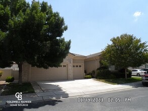 Building Photo - Sun City 55+ Gated Community, Golf Course,...