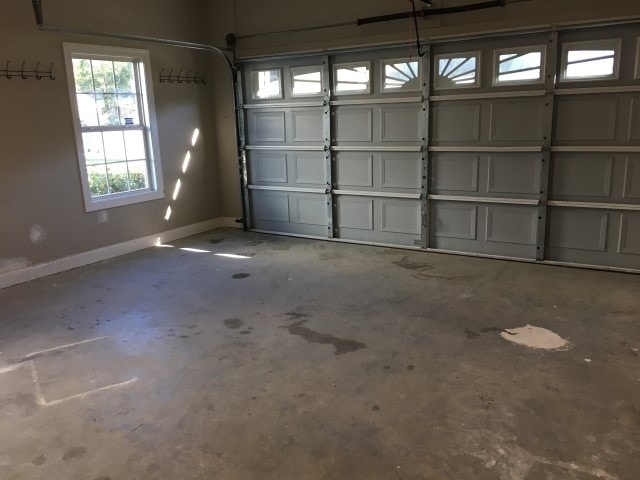 Building Photo - 1044 Woodland Dr