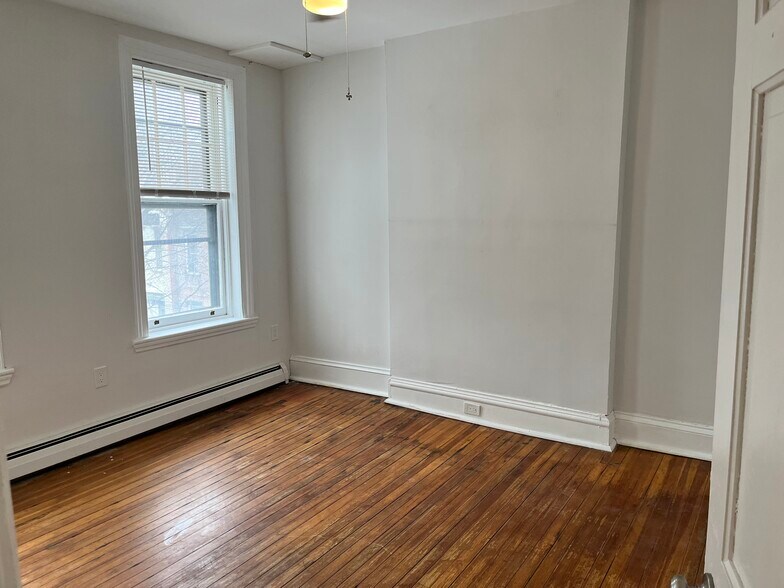 Building Photo - 301 Hudson Ave