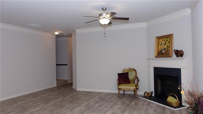 Building Photo - 343 Turtle Creek Dr