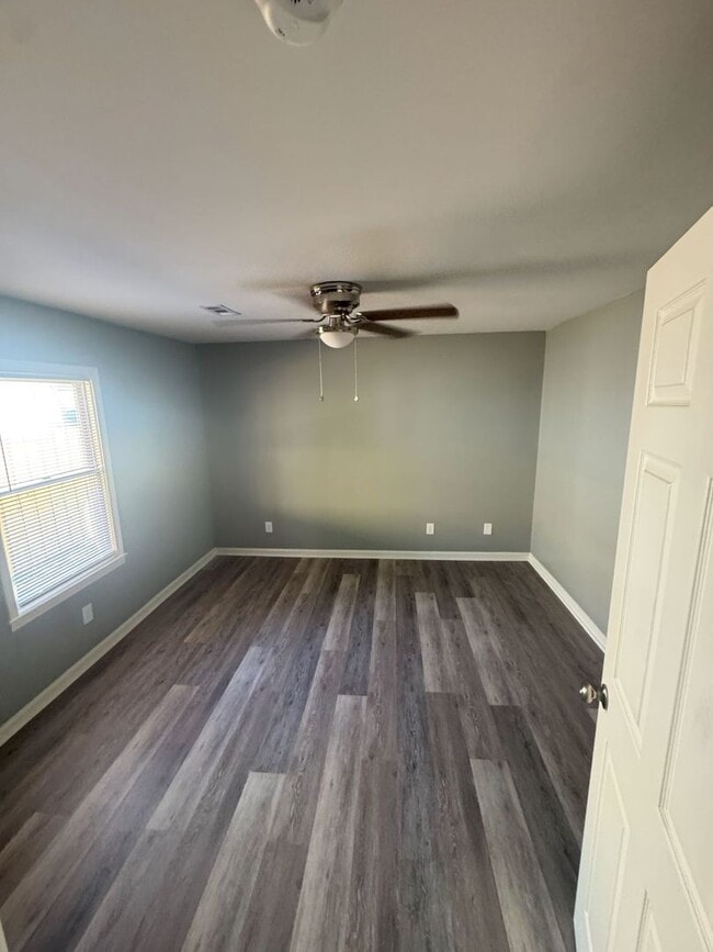 Building Photo - Totally Renovated Arts and Crafts Bungalow...