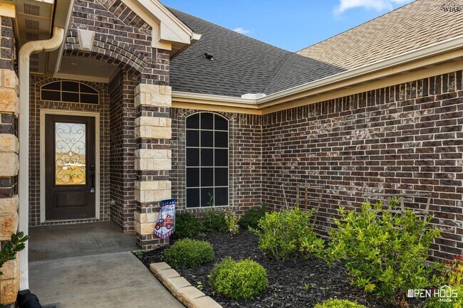 Building Photo - 4824 Olivia Ln