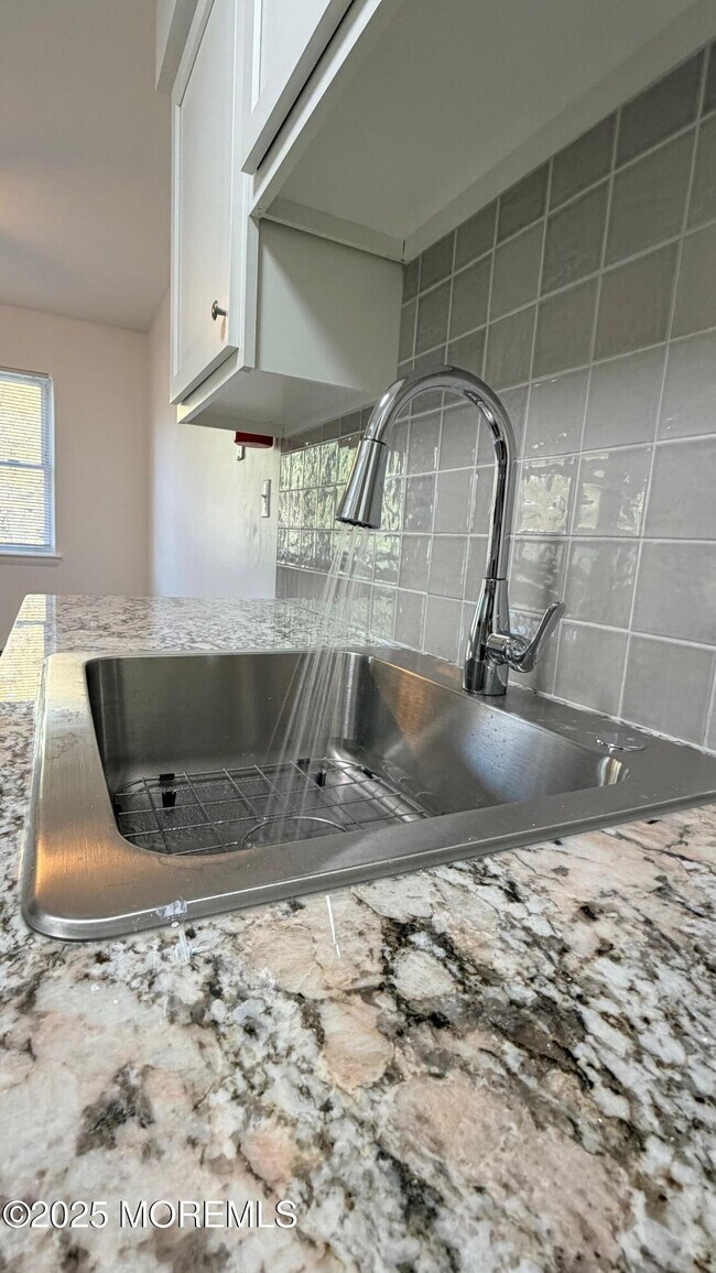 Building Photo - 26 Windsor Terrace