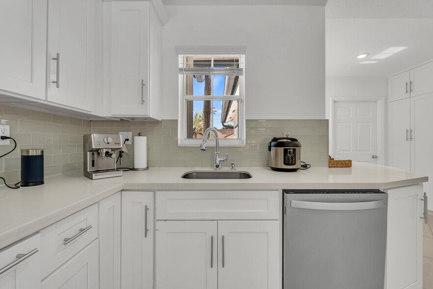 Building Photo - 14813 SW 171st Ter