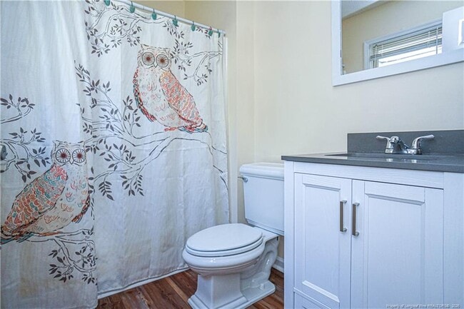 Building Photo - 184 E 12 Oaks Rd