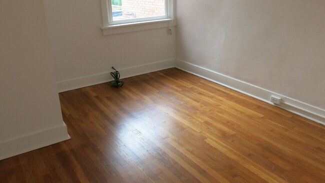 Building Photo - Available  March 1, 2026  Flexible lease end date!