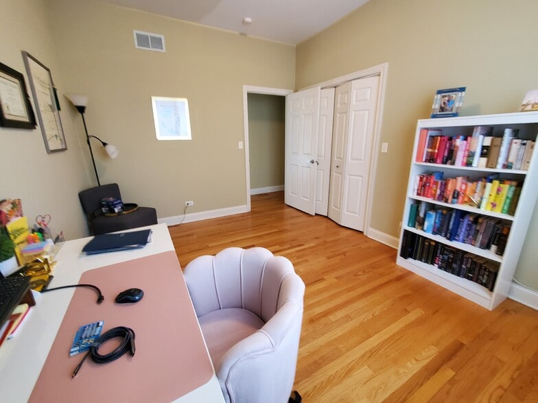 2nd Bedroom - 2531 W Moffat St