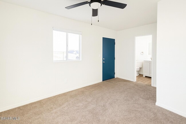 Building Photo - 8445 Gaskell Rd
