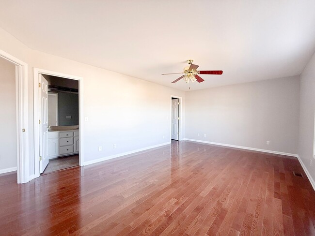 Building Photo - Spacious 3-Bedroom Home with Huge Basement, Garage, and Scenic Country Views