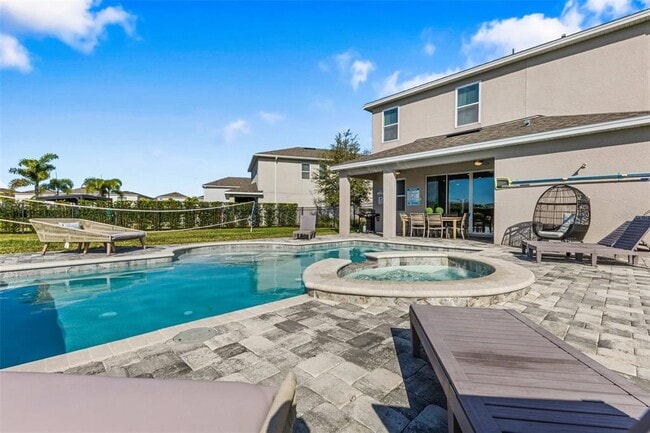 Building Photo - 284 Southfield St