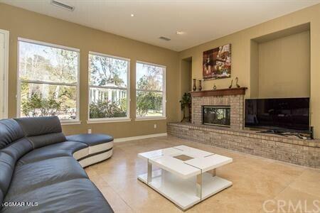 Building Photo - 5431 Via Olas