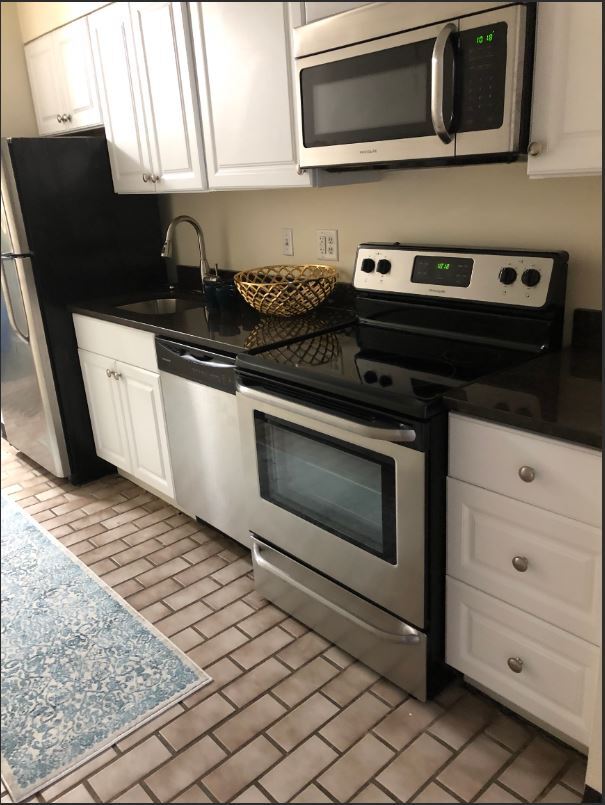 Building Photo - 91 Saint Botolph St