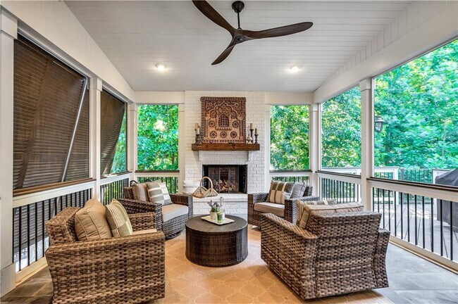 Building Photo - 3081 Rhodenhaven Dr NW