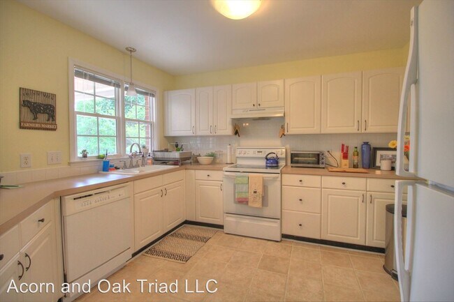 Building Photo - 3 br, 2 bath House - 105 Bradford Lake Ct