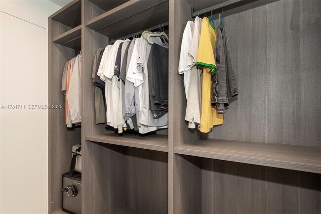 Building Photo - 1201 20th St