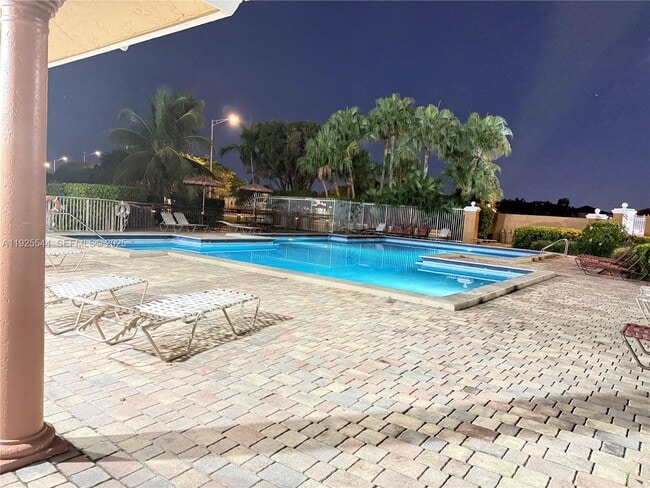 Building Photo - 8570 NW 3rd Ln