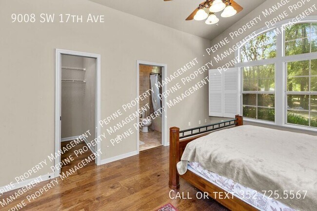 Building Photo - 9008 SW 17th Ave