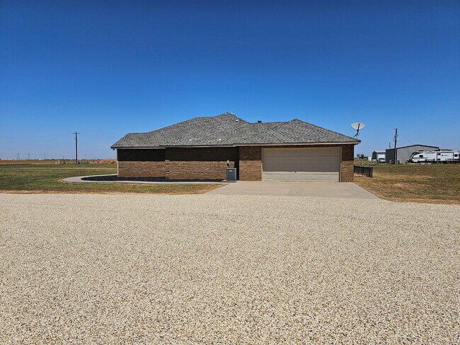 Building Photo - 20009 FM2192