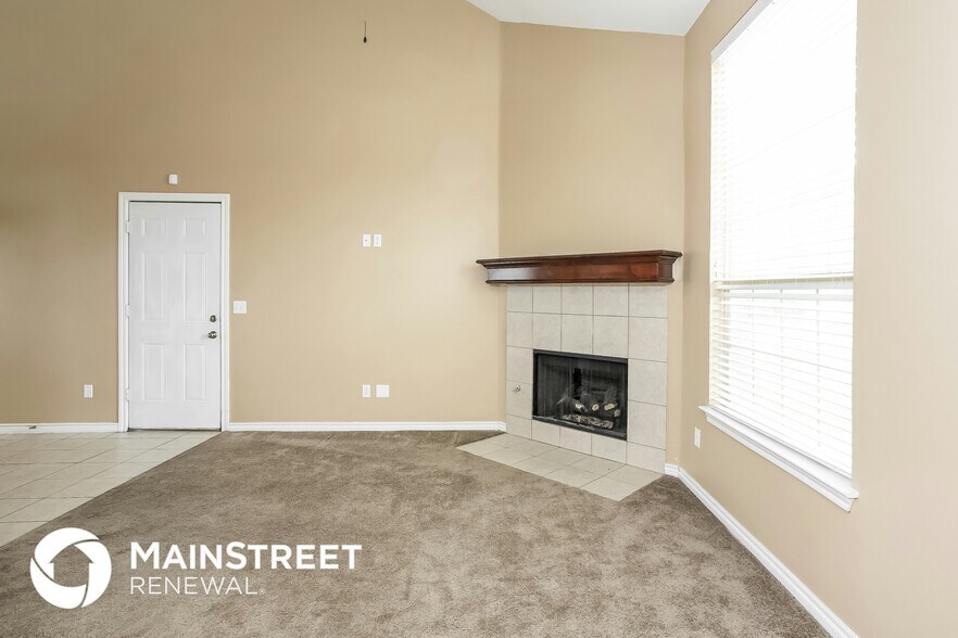Building Photo - 509 SW 121st Pl