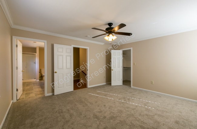 Building Photo - 124 Oak Grove Lake Rd
