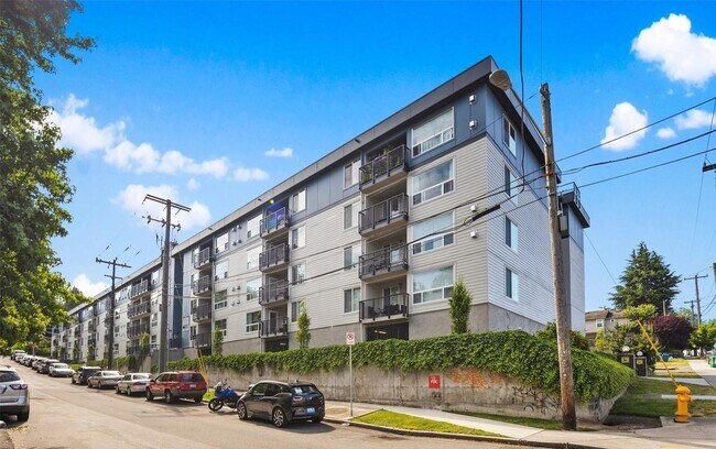 Building Photo - 9416 1st Ave NE