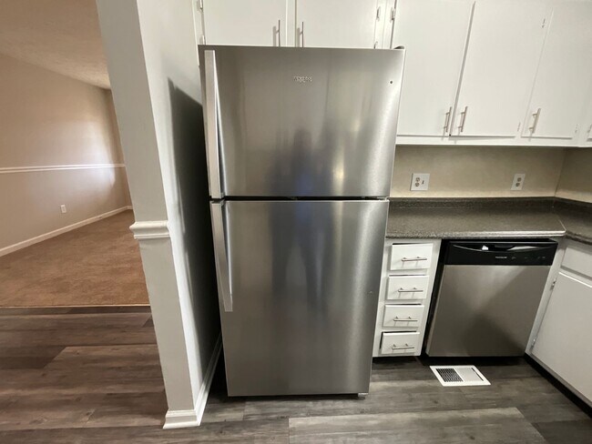 Building Photo - Great 3 Bedroom, 2 Bath home in High Point!