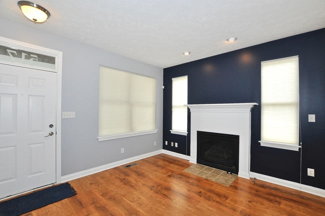 Building Photo - 517 E 23rd St