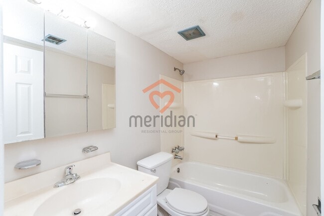 Building Photo - 2 bed / 1 bath ~ Ladson, SC