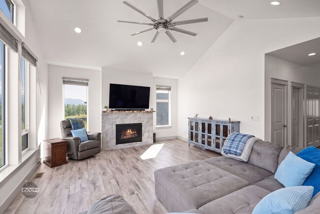 Building Photo - Premium 4BR Rental in The Ranch | Stunning Mountain Views | Easy Community Location | Automatic G...