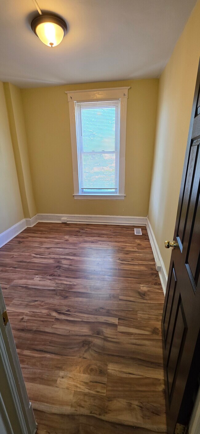 Building Photo - 308 Marydell Rd