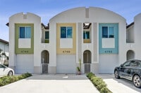 Building Photo - 4748 SW 63rd Terrace