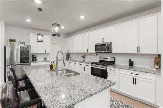 Building Photo - 1216 Johnson Dr