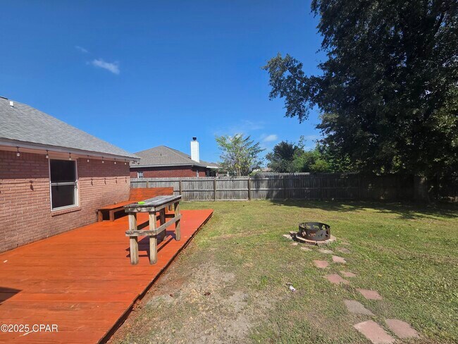 Building Photo - 1303 Sutherland Ct