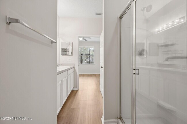 Building Photo - 12301 Kernan Forest Blvd