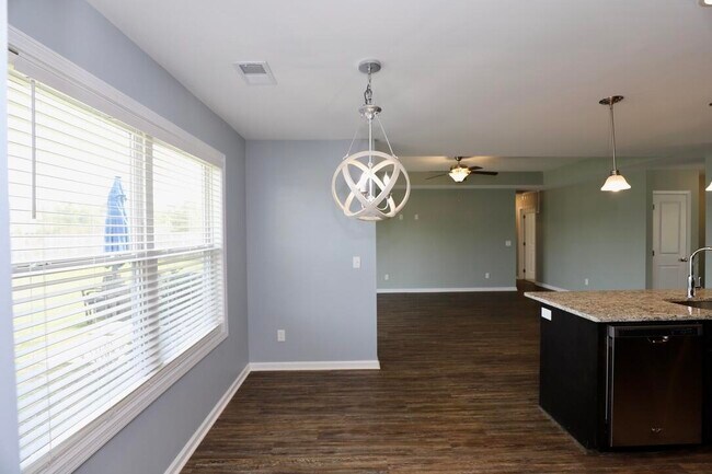 Building Photo - 5625 Tillman Nursery Rd