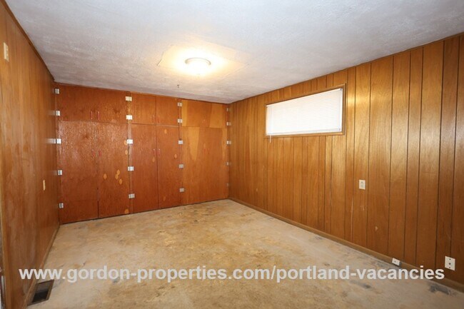 Building Photo - SE Tenino St - Brentwood-Darlington ranch-style 3 bedroom home