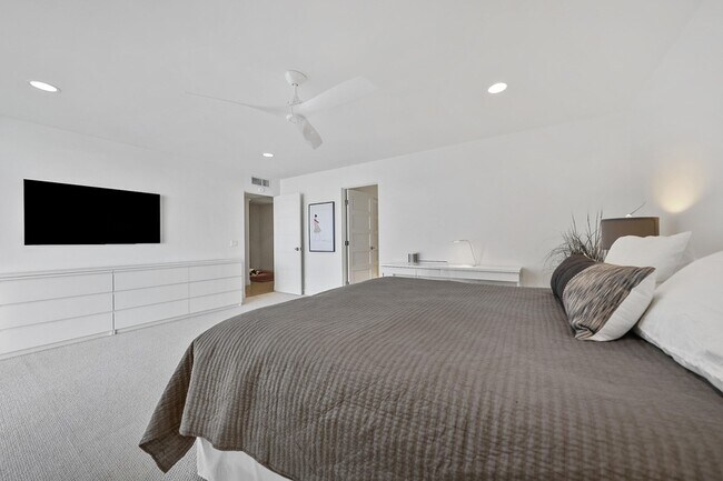 Building Photo - 45705 Hopi Rd