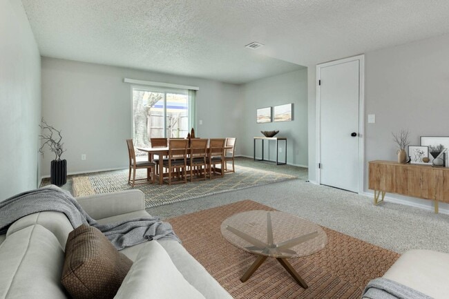 Primary Photo - 1229 Lakecrest Dr