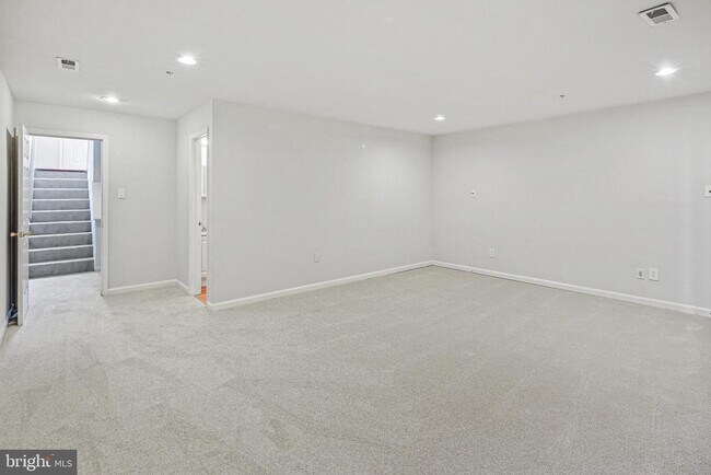 Building Photo - 7261 Calm Sunset