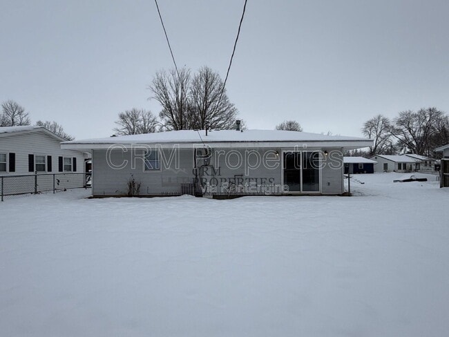 Building Photo - 800 Maumee Dr