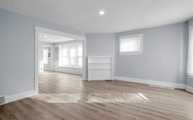 Building Photo - 11215 Whitmore Ave