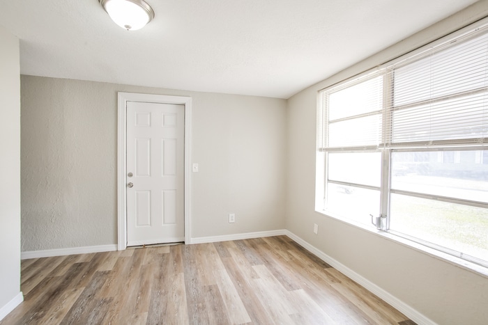 Building Photo - 3257 Liberty Cir