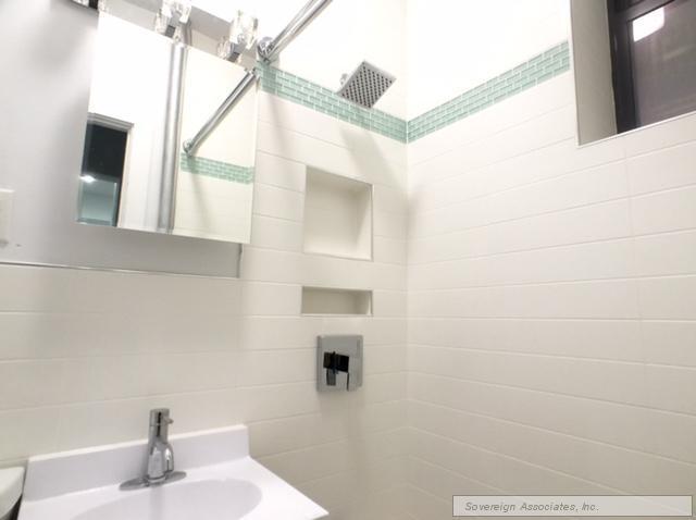 Building Photo - 523 W 156th St