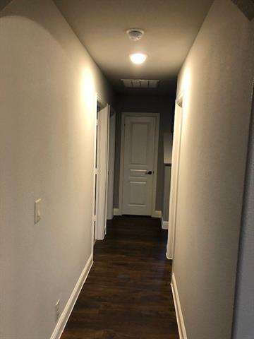 Building Photo - 960 Mangrove Dr