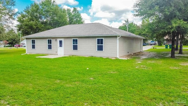 Building Photo - 3328 Broadview Cir