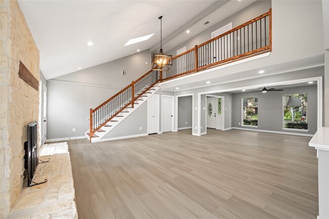 Building Photo - 14015 Cleobrook Dr
