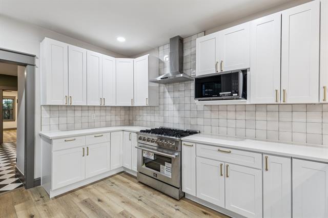 Building Photo - 810 S Montclair Ave